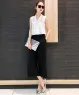 Bộ quần ngố ống rộng áo sát cổ V màu Đen, trắng
