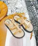 Sandal  xỏ ngón dây quai ngang màu Nâu