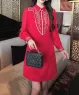 Đầm suông chữ A dài tay thêu hoa văn cổ điển màu Đỏ